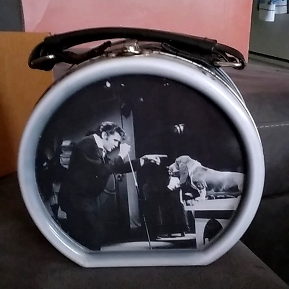 Elvis  Presley collection round lunch box - Picture 1 of 4